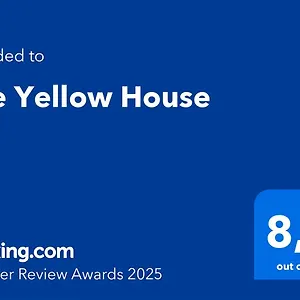 Appartamento The Yellow House, Aeroporto di Catania Fontana Rossa